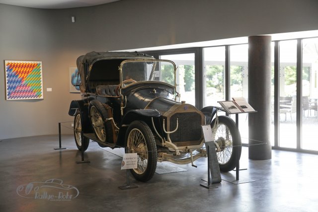 MAC Museum Art & Cars