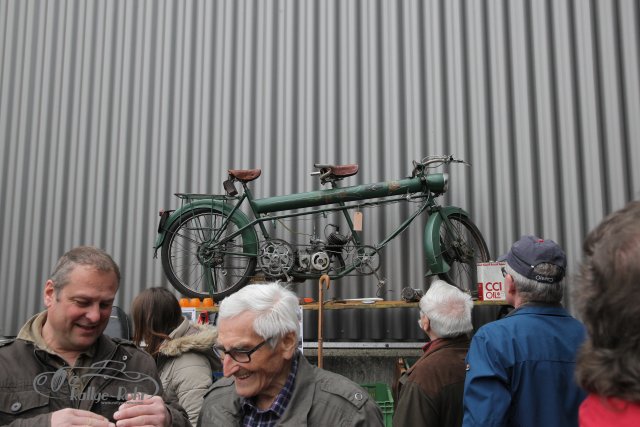 Oldtimer- & Teilemarkt Fribourg