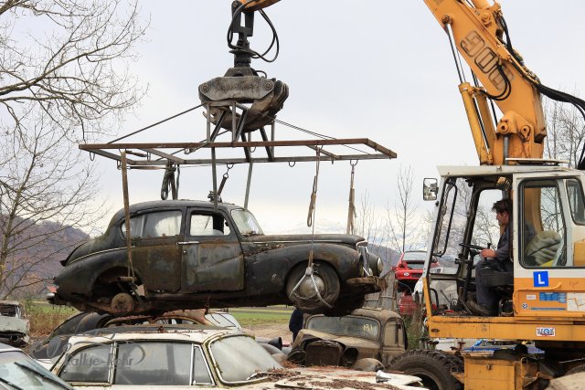 Grabesruhe Autofriedhof Gürbetal