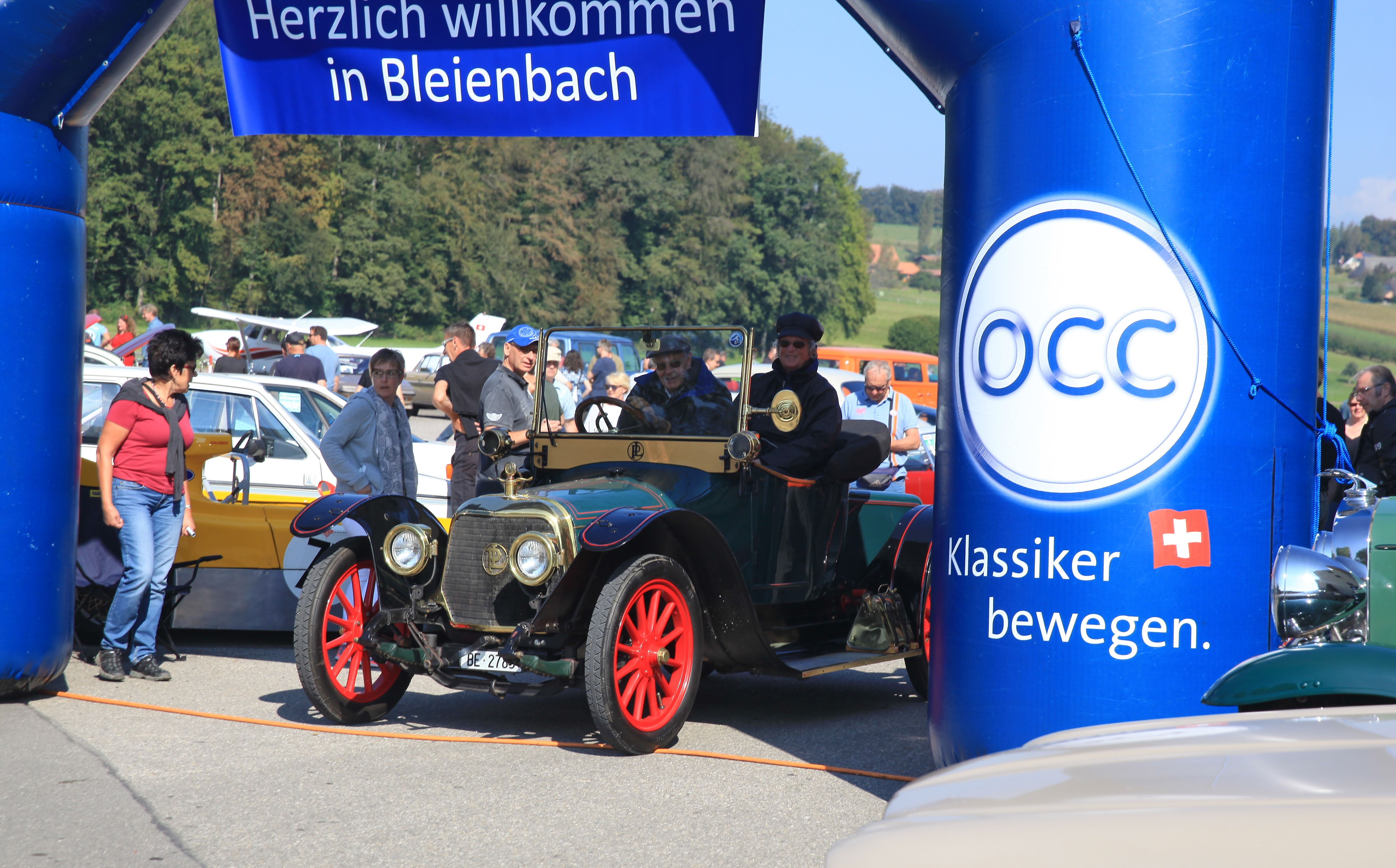 Oldtimer Treffen Flugplatz Bleienbach 2016