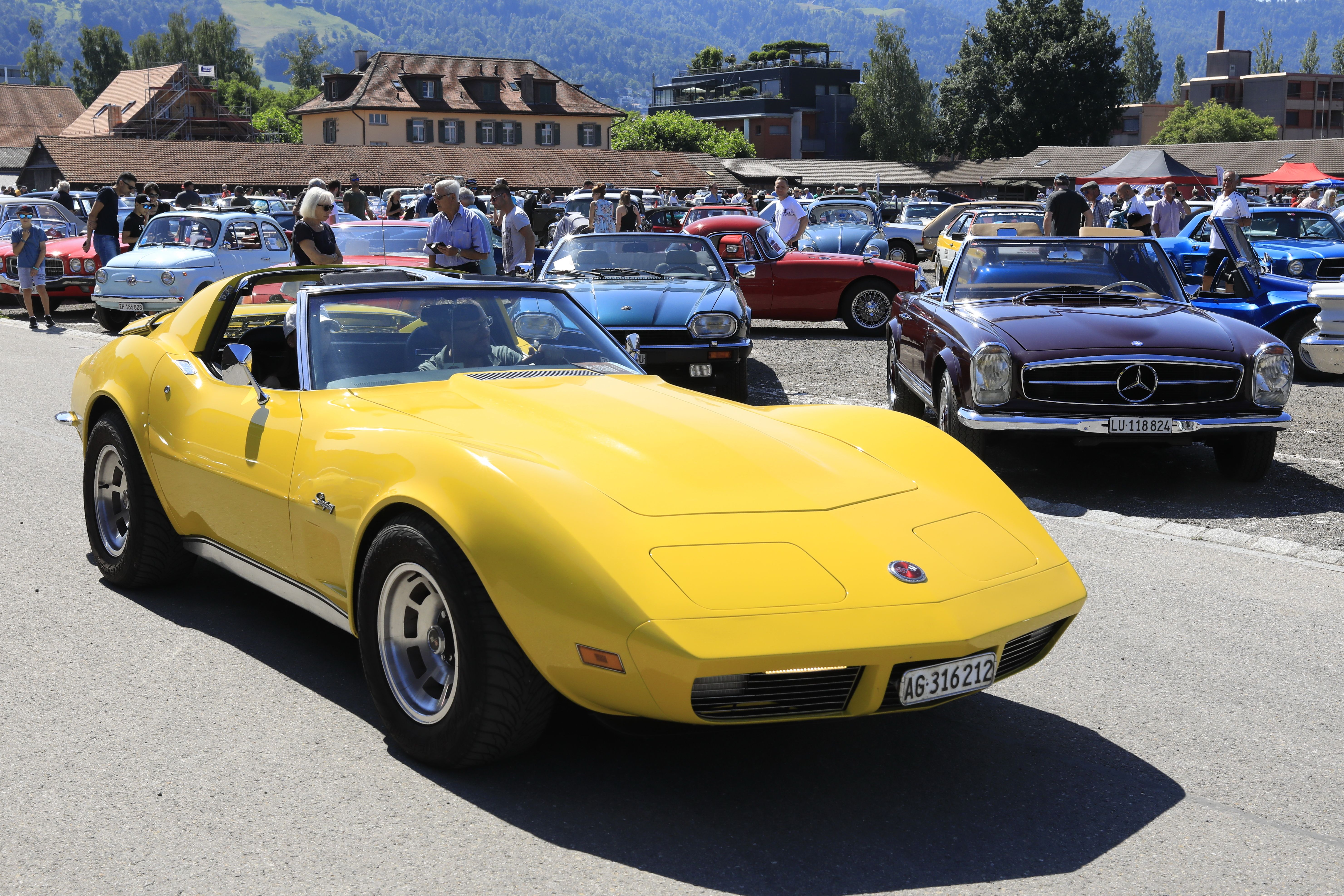 gelbe Corvette Targa